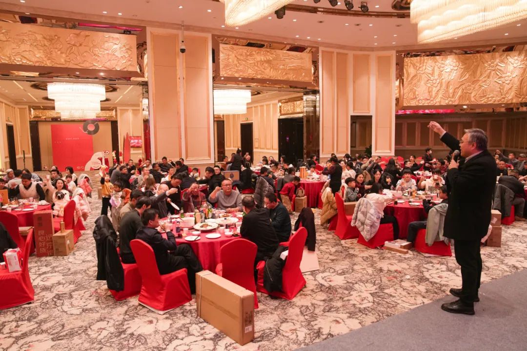 91桃色APP下载免费版2025新春年会暨20周年庆典圆满落幕